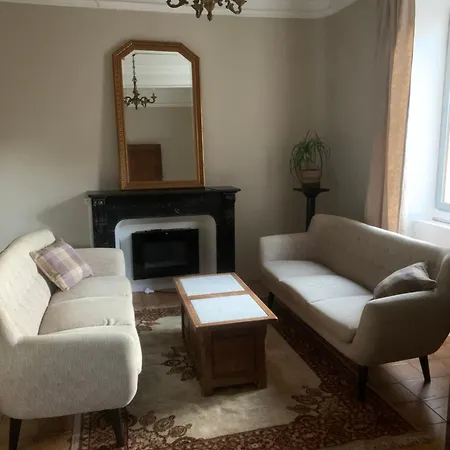 Guest house Chez Les Amis 3*