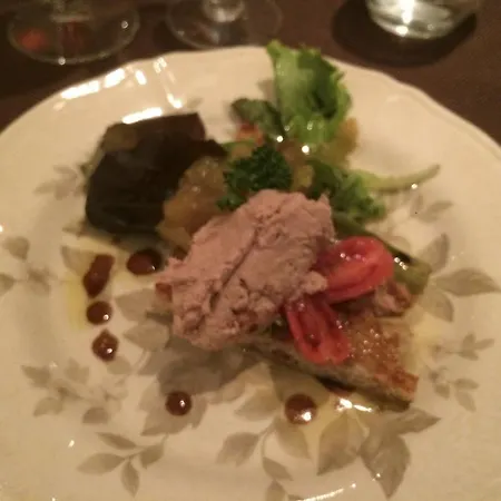 Chez Les Amis Saint-Nazaire-de-Ladarez